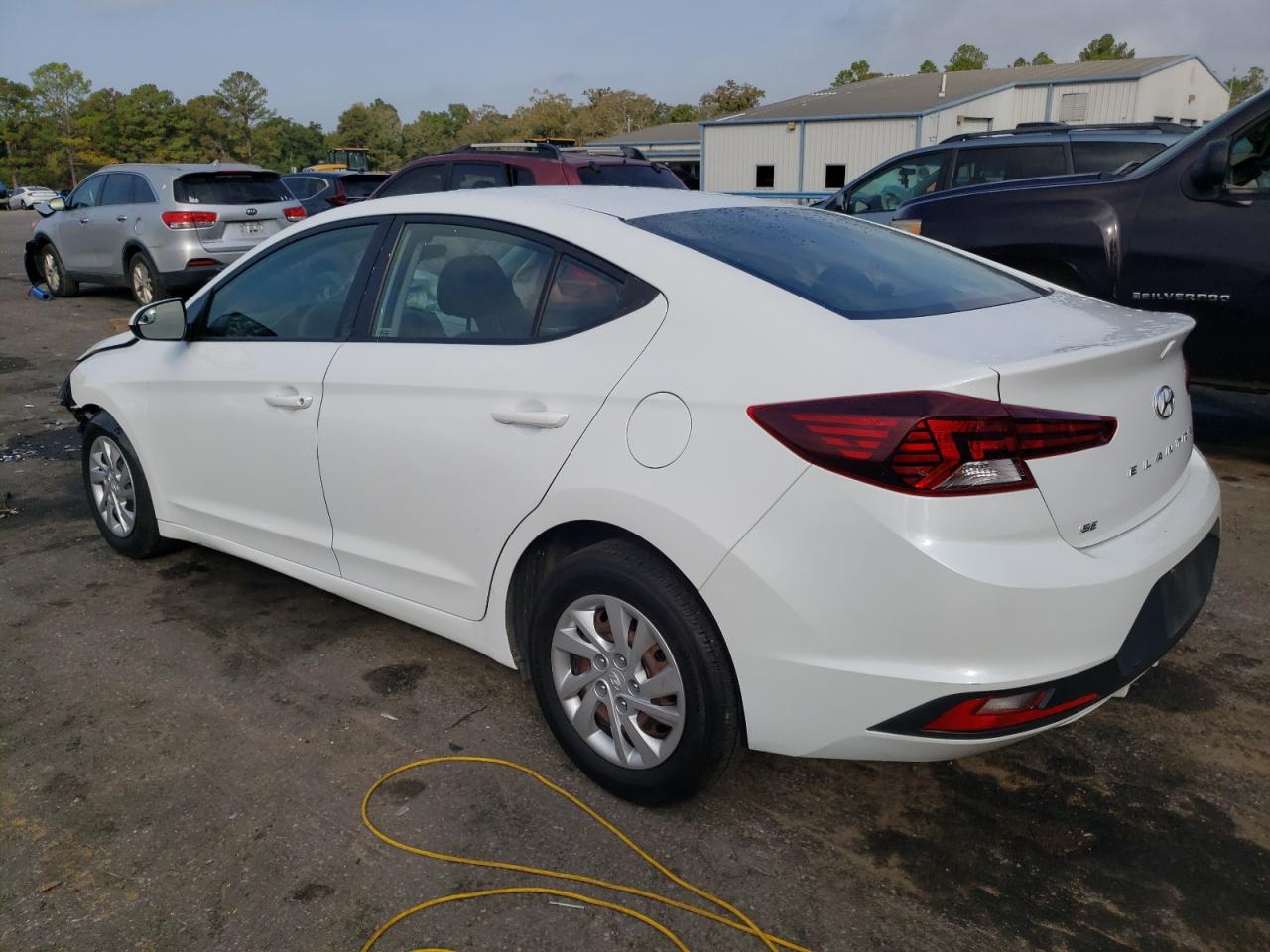 2020 Hyundai Elantra - Image 2