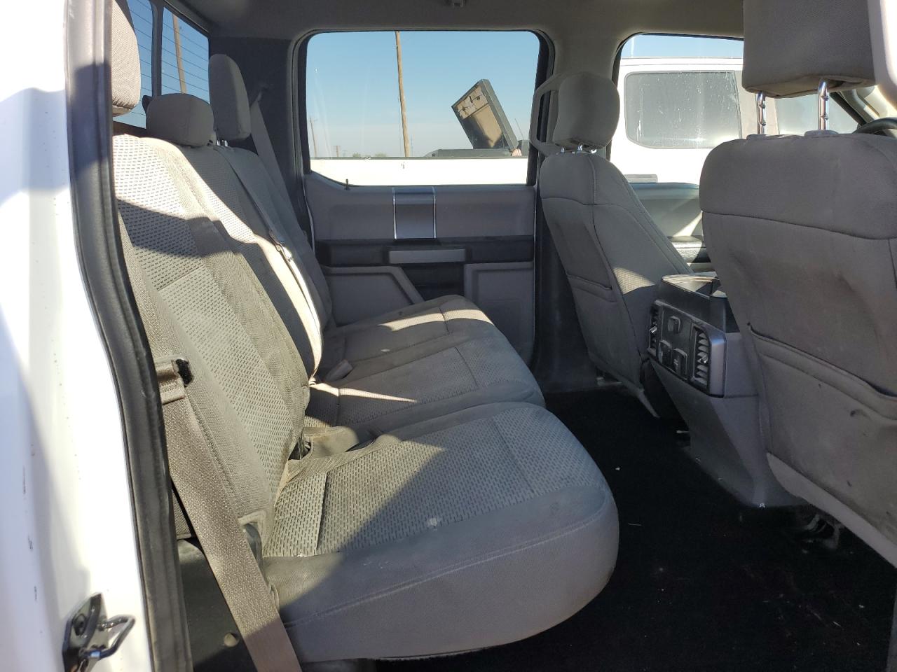 2017 Ford F-150 - Image 10