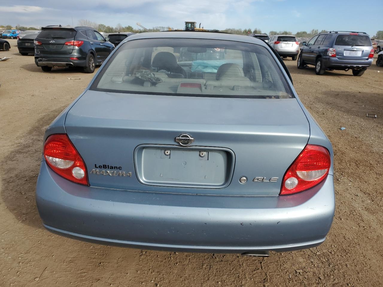 JN1CA31D41T611374 2001 Nissan Maxima Gxe