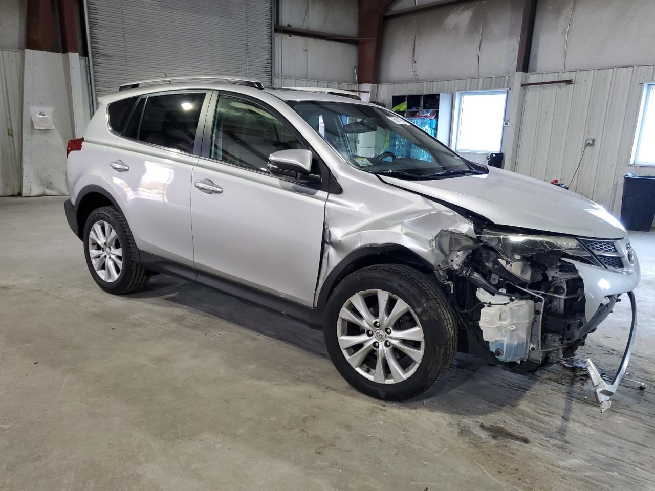 2015 Toyota RAV 4 - Image 4