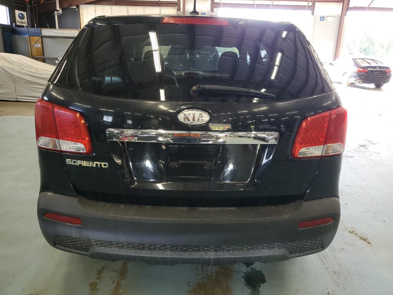 5XYKTCA11BG008579 2011 Kia Sorento Base