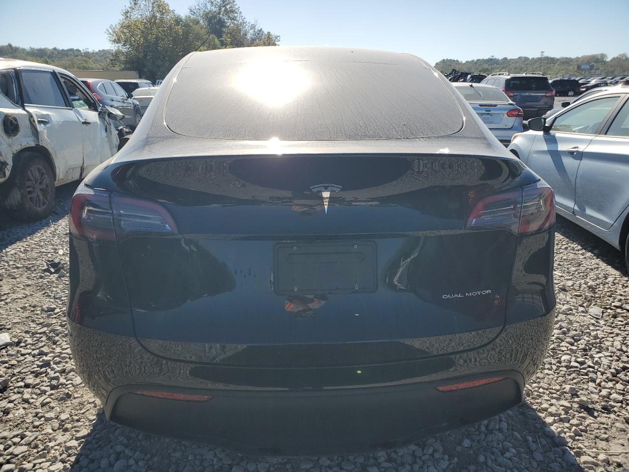 7SAYGDEE6PA147560 2023 Tesla Model Y