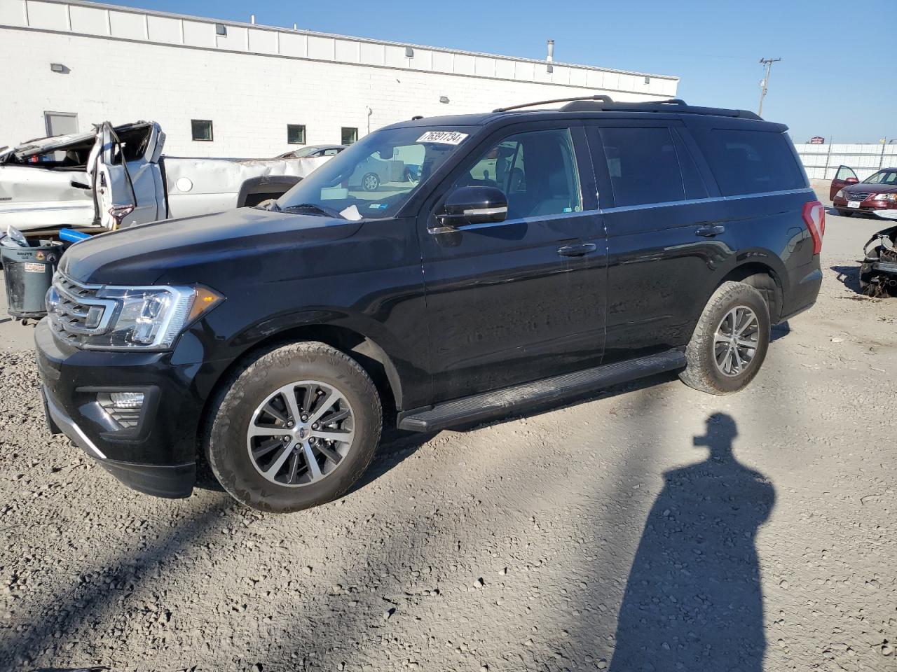 2018 Ford Expedition Xlt VIN: 1FMJU1JT3JEA23957 Lot: 76391734