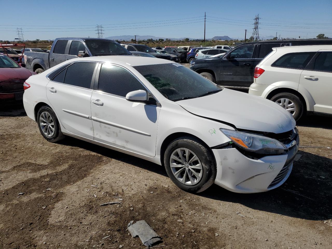 VIN 4T1BF1FKXHU408351 2017 TOYOTA CAMRY no.4