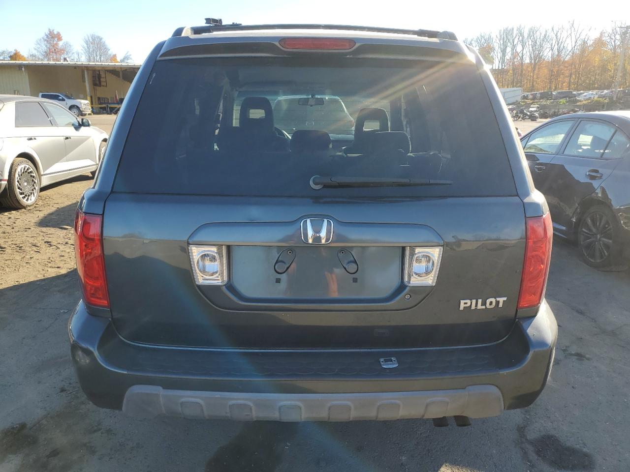 2HKYF18424H574784 2004 Honda Pilot Ex