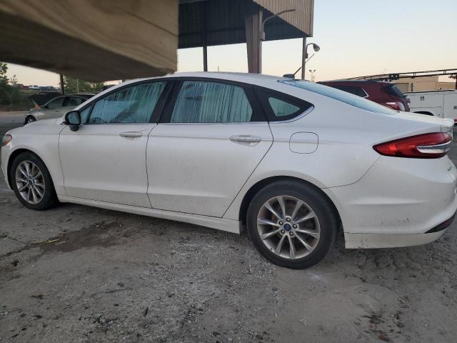  FORD FUSION 2017 Biały