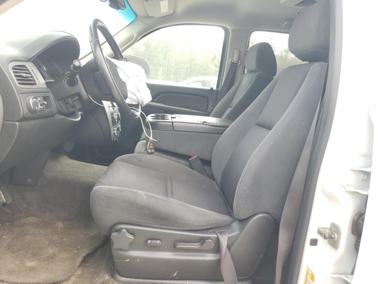 2009 Chevrolet Tahoe - Image 7