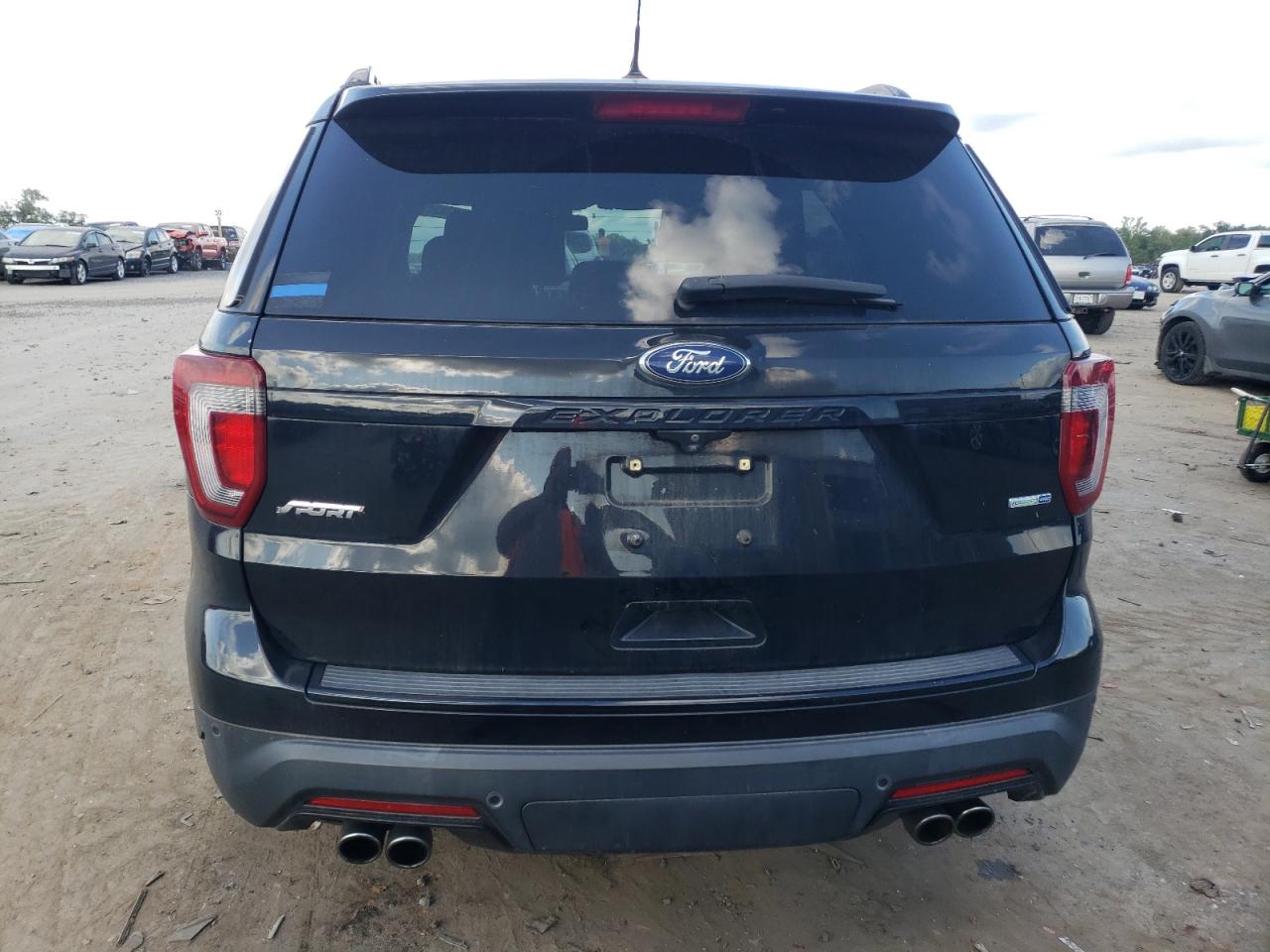 1FM5K8GT3JGC23765 2018 Ford Explorer Sport