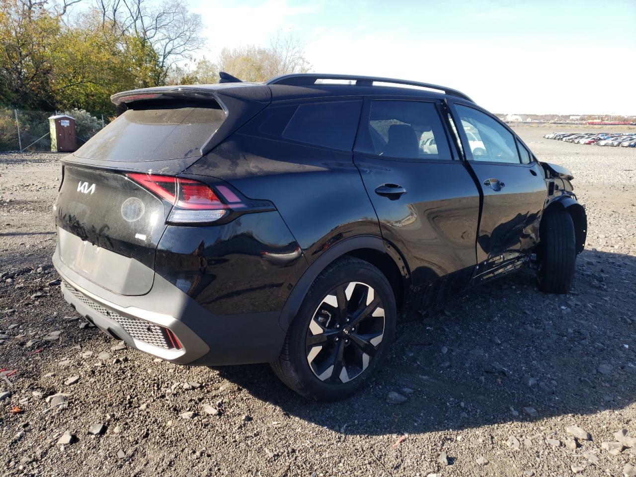 2023 Kia Sportage - Image 3