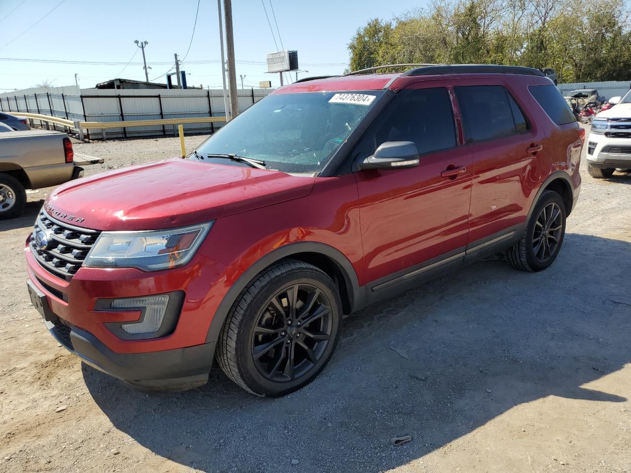 1FM5K8D86HGB63507 2017 FORD EXPLORER - Image 1