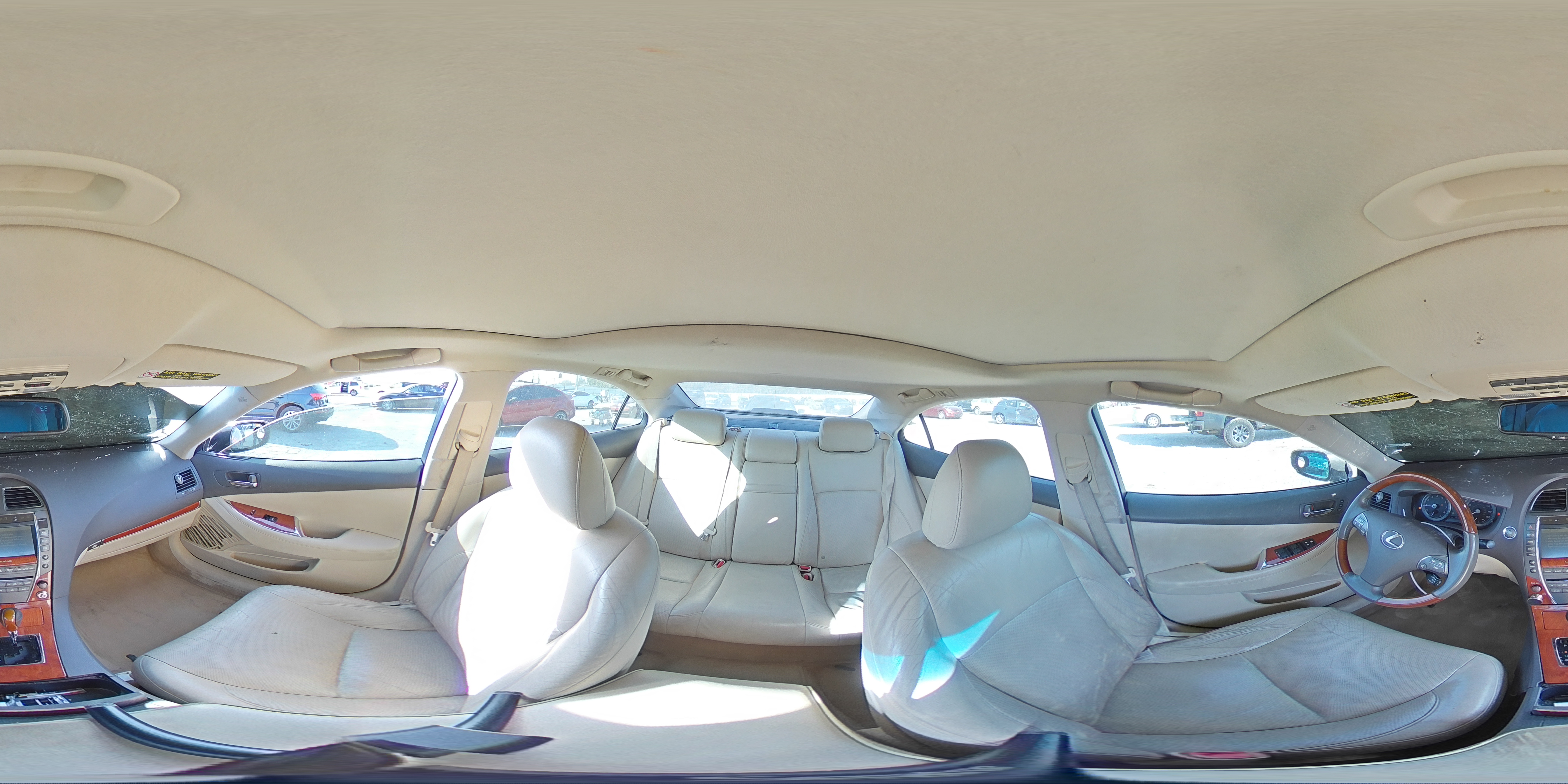 2010 Lexus ES - Image 12