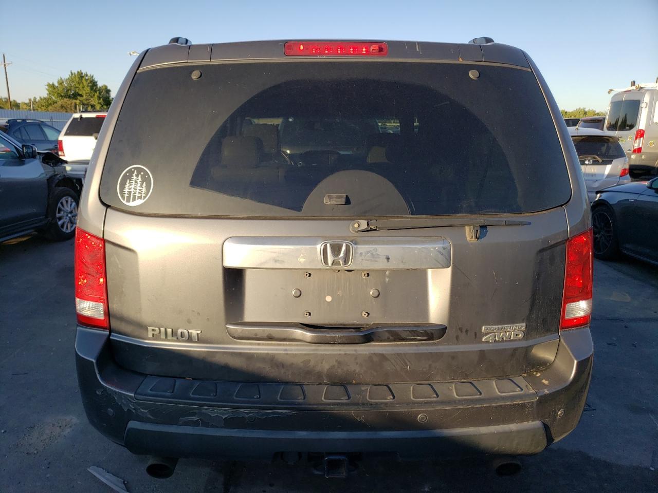 5FNYF4H96BB033195 2011 Honda Pilot Touring