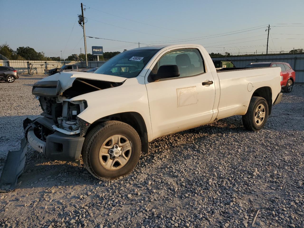 5TFPY5F15GX562823 2016 Toyota Tundra Sr