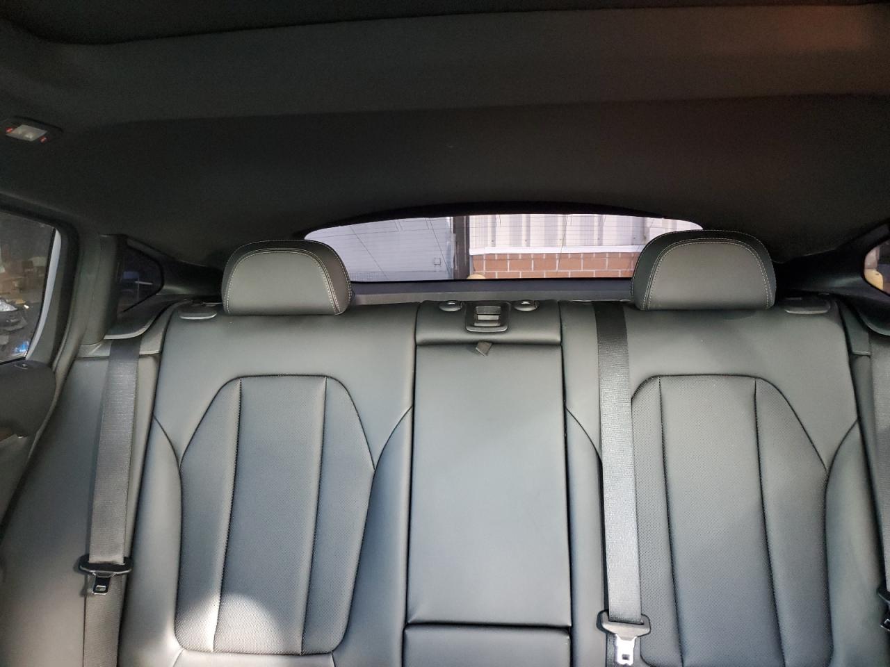2023 BMW X4 - Image 10