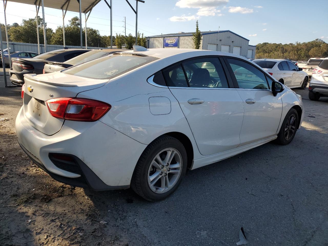 2017 Chevrolet Cruze - Image 3