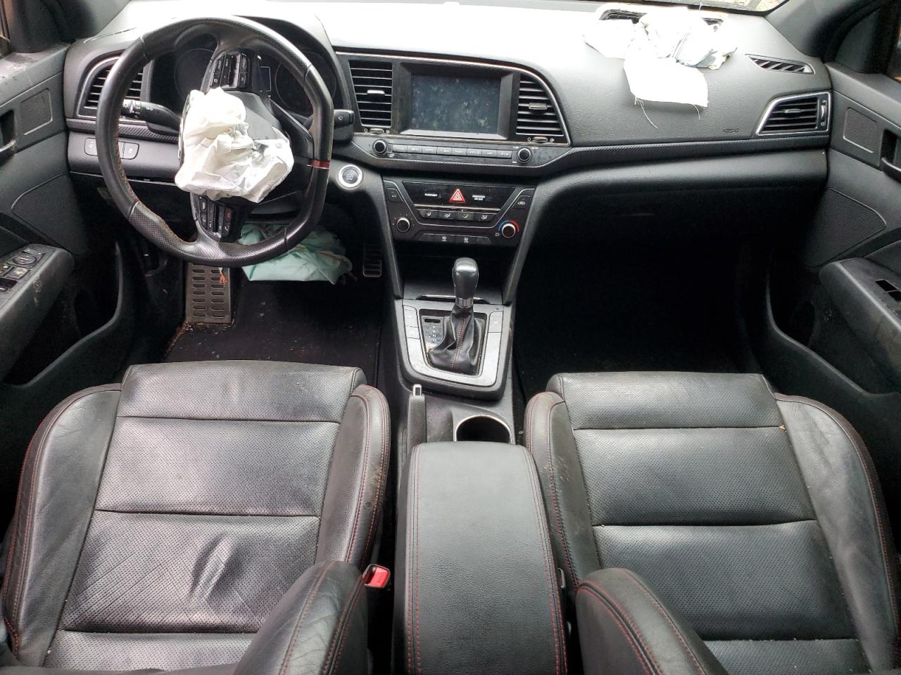 2018 Hyundai Elantra - Image 8