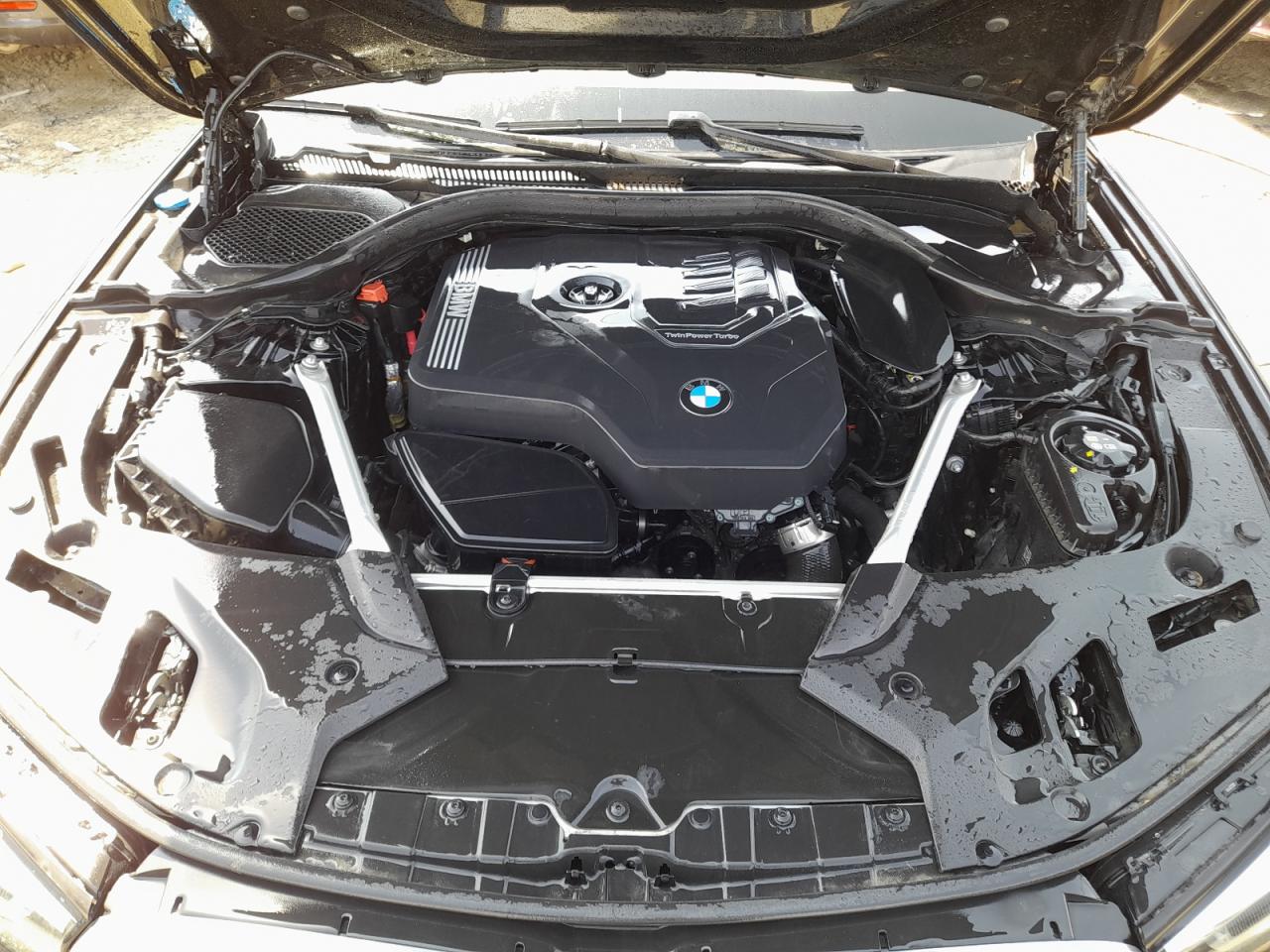 WBA11BM07PCM85623 - 2023 Bmw 520I - #75369514
