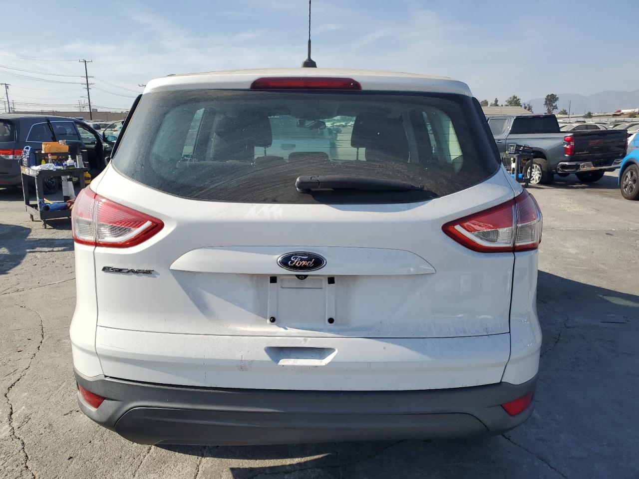 1FMCU0F72EUD94702 2014 Ford Escape S