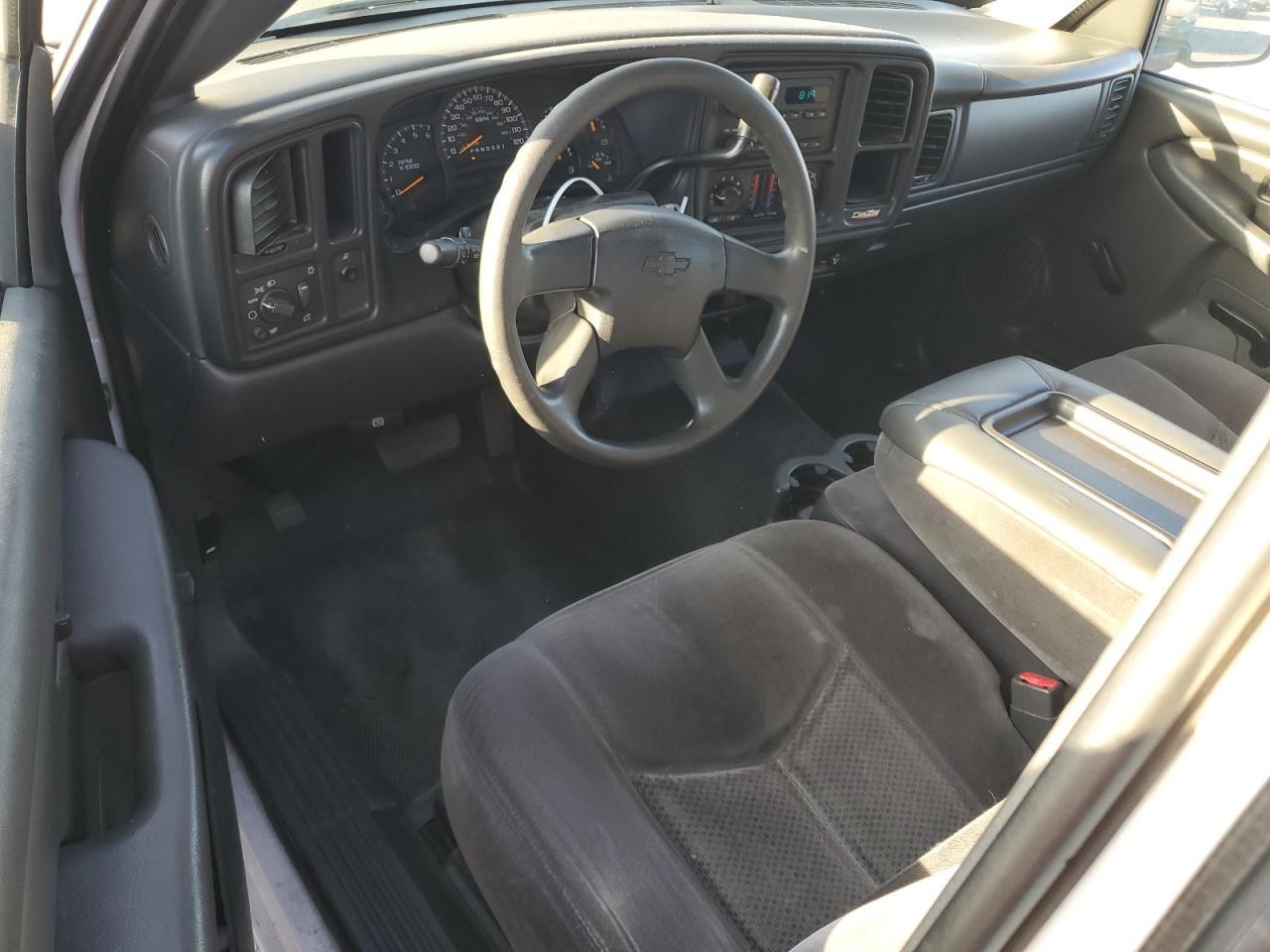 2007 Chevrolet Silverado C1500 Classic VIN: 1GCEC19X27Z145579 Lot: 76590554