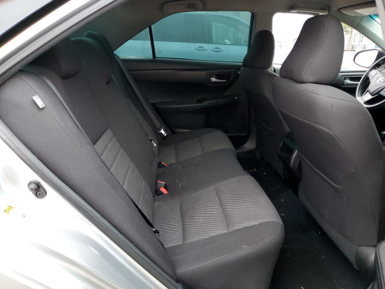 2015 Toyota Camry - Image 10
