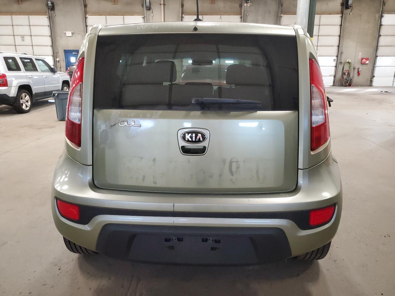 2012 Kia Soul + VIN: KNDJT2A67C7377849 Lot: 77692214