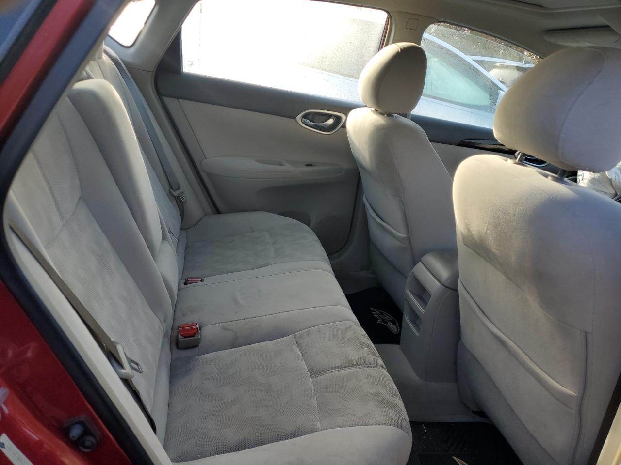 2013 Nissan Sentra - Image 10