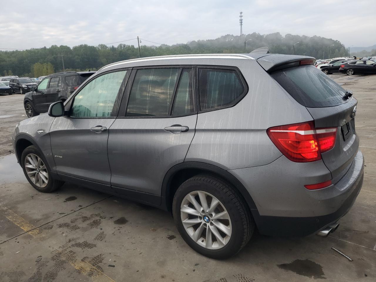 VIN 5UXWZ7C36H0X39687 2017 BMW X3 no.2