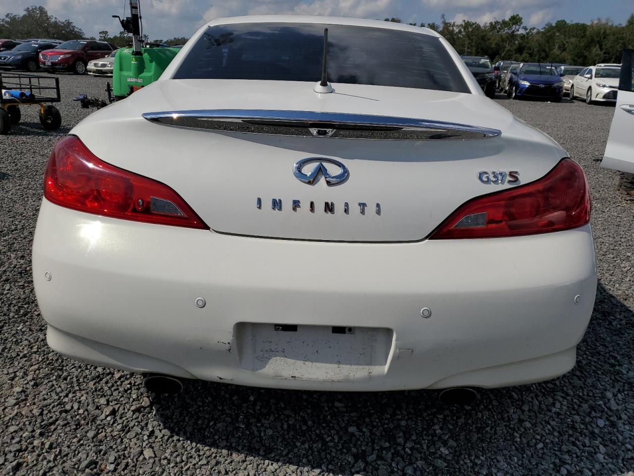 2010 Infiniti G37 Base VIN: JN1CV6FE8AM352132 Lot: 76055514