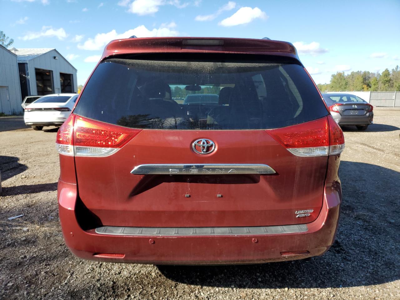 2013 Toyota Sienna Xle VIN: 5TDDK3DC6DS068419 Lot: 74391344