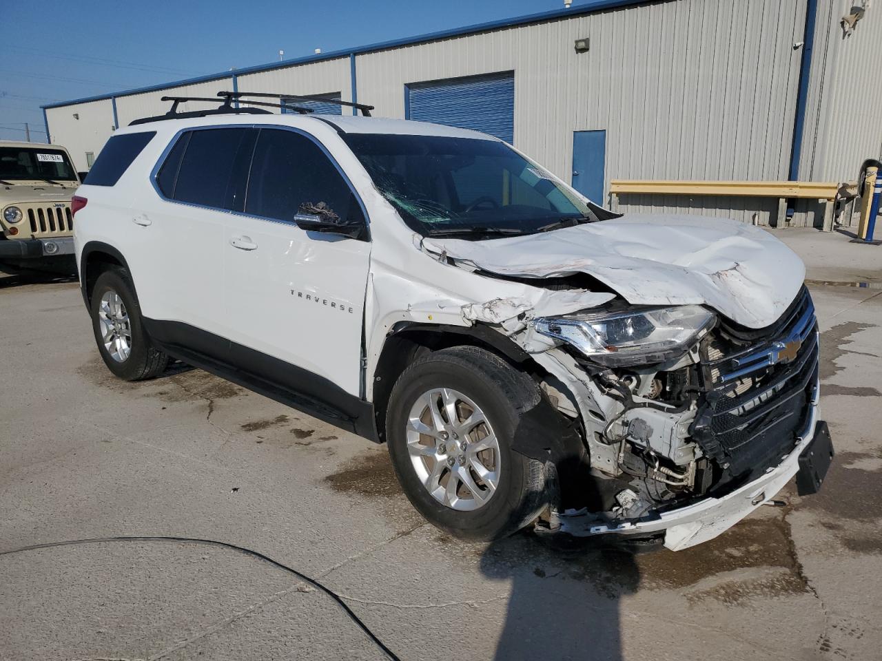 VIN 1GNERGKW9LJ270937 2020 CHEVROLET TRAVERSE no.4