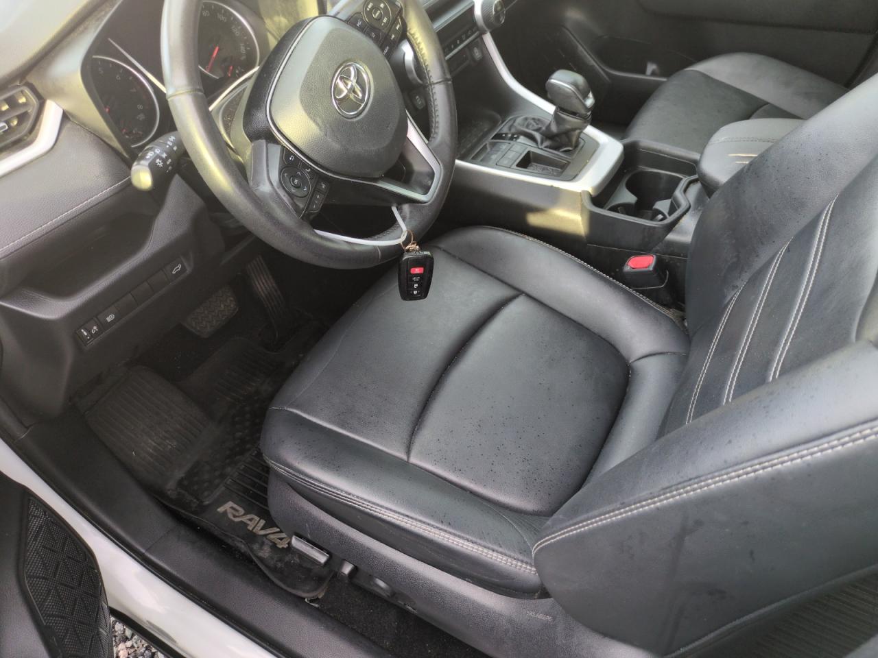 2020 Toyota RAV 4 - Image 7