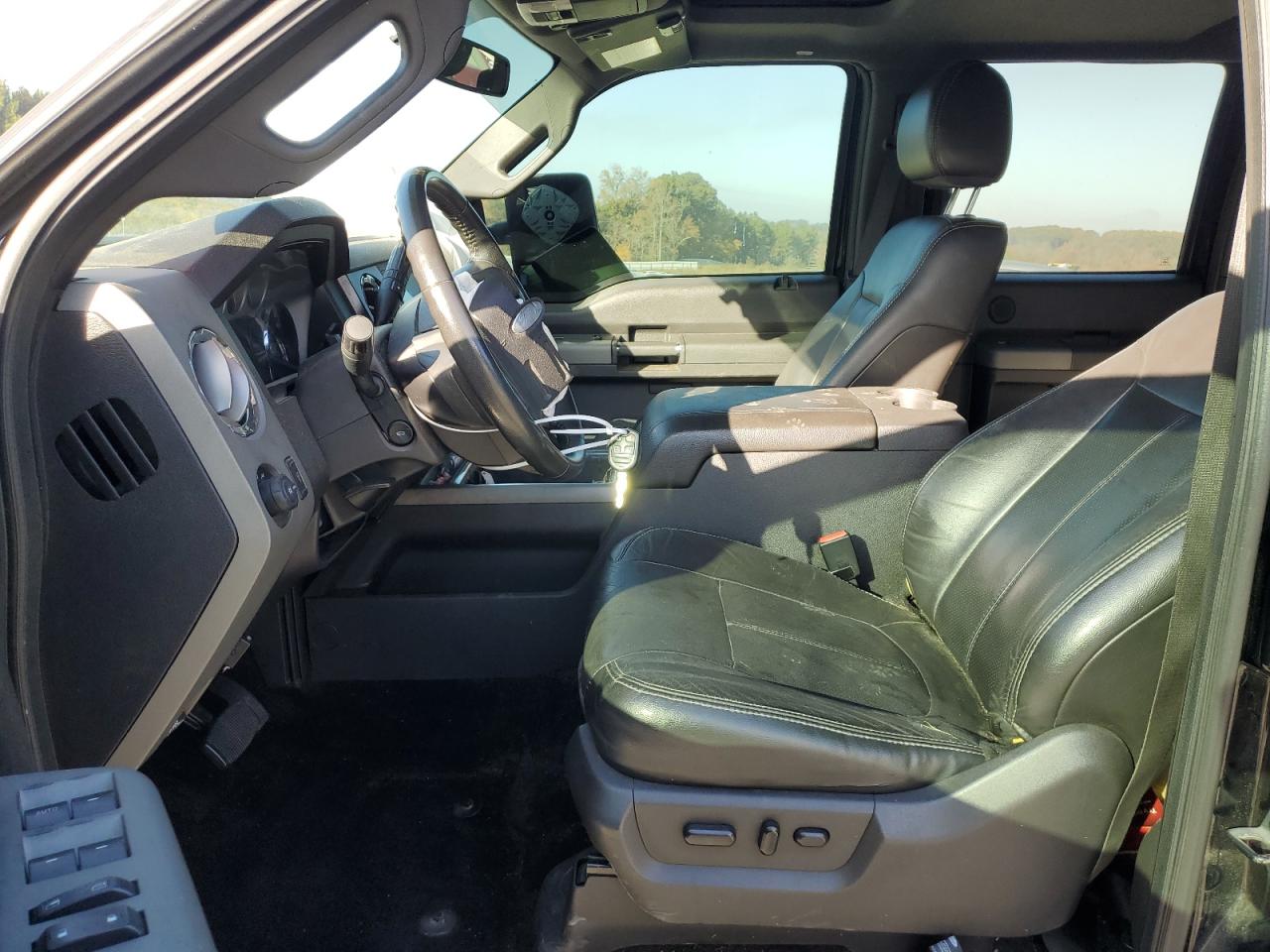 2012 Ford F250 - Image 7