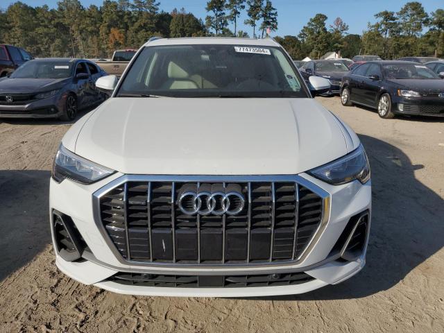 WA1DECF30N1132872 Audi Q3 PREMIUM 5