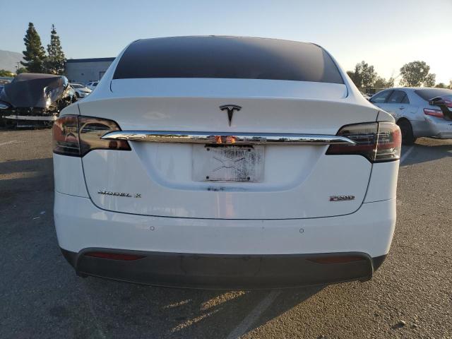  TESLA MODEL X 2016 Белый