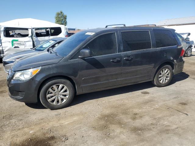 2012 Volkswagen Routan Se