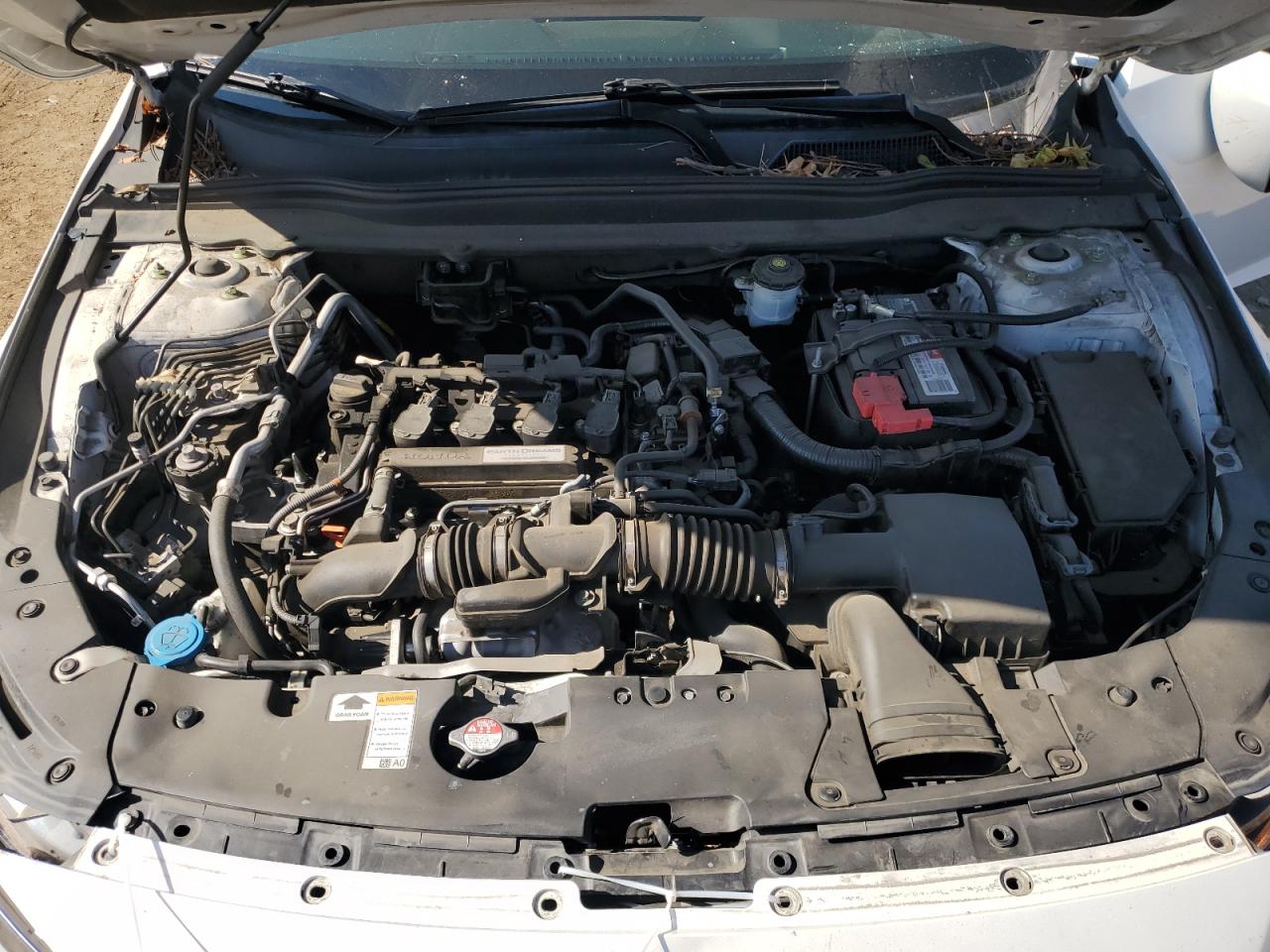 1HGCV1F48JA063942 2018 Honda Accord Ex