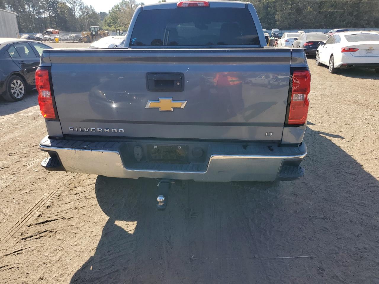 2015 Chevrolet Silverado - Image 6