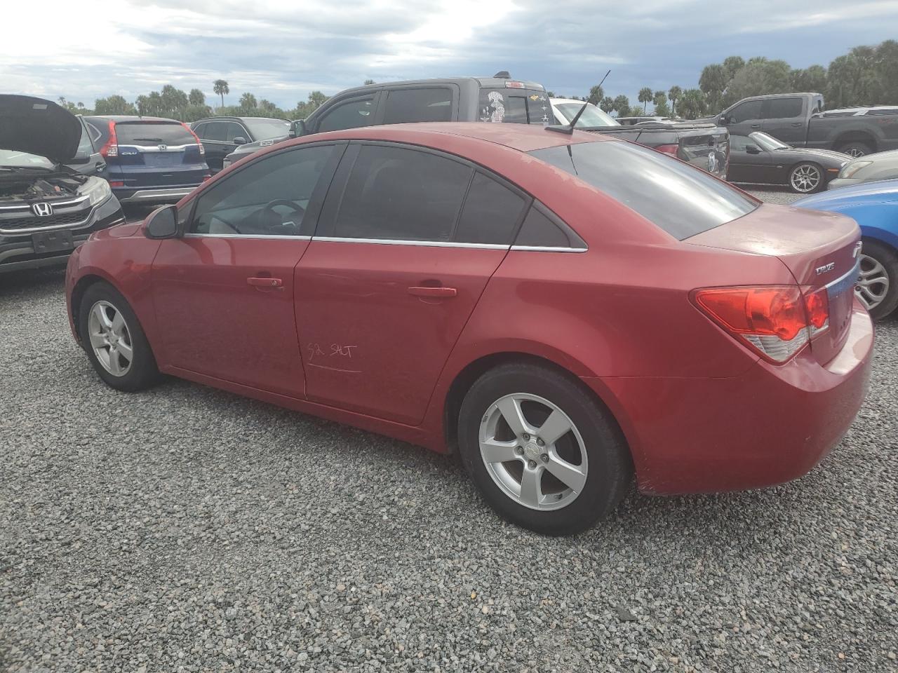 2014 Chevrolet Cruze - Image 2