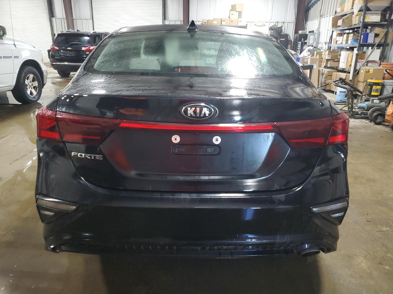 3KPF24AD0ME301393 2021 Kia Forte Fe