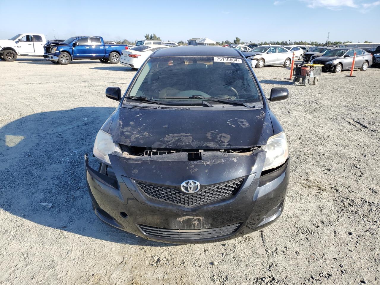 2012 Toyota Yaris - Image 5