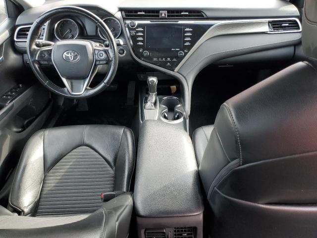  TOYOTA CAMRY 2018 Czerwony