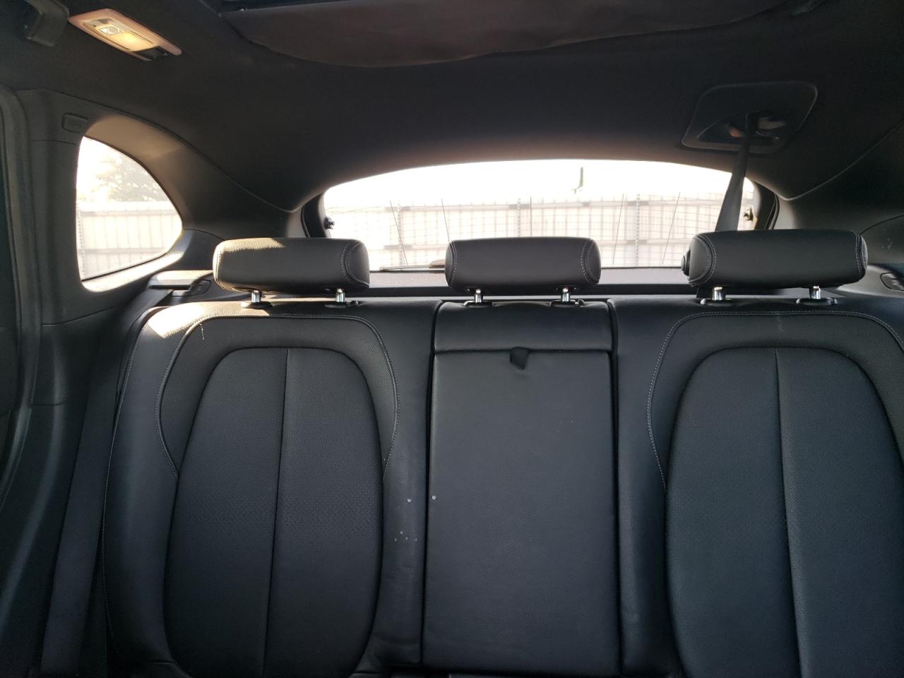 2016 BMW X1 - Image 10