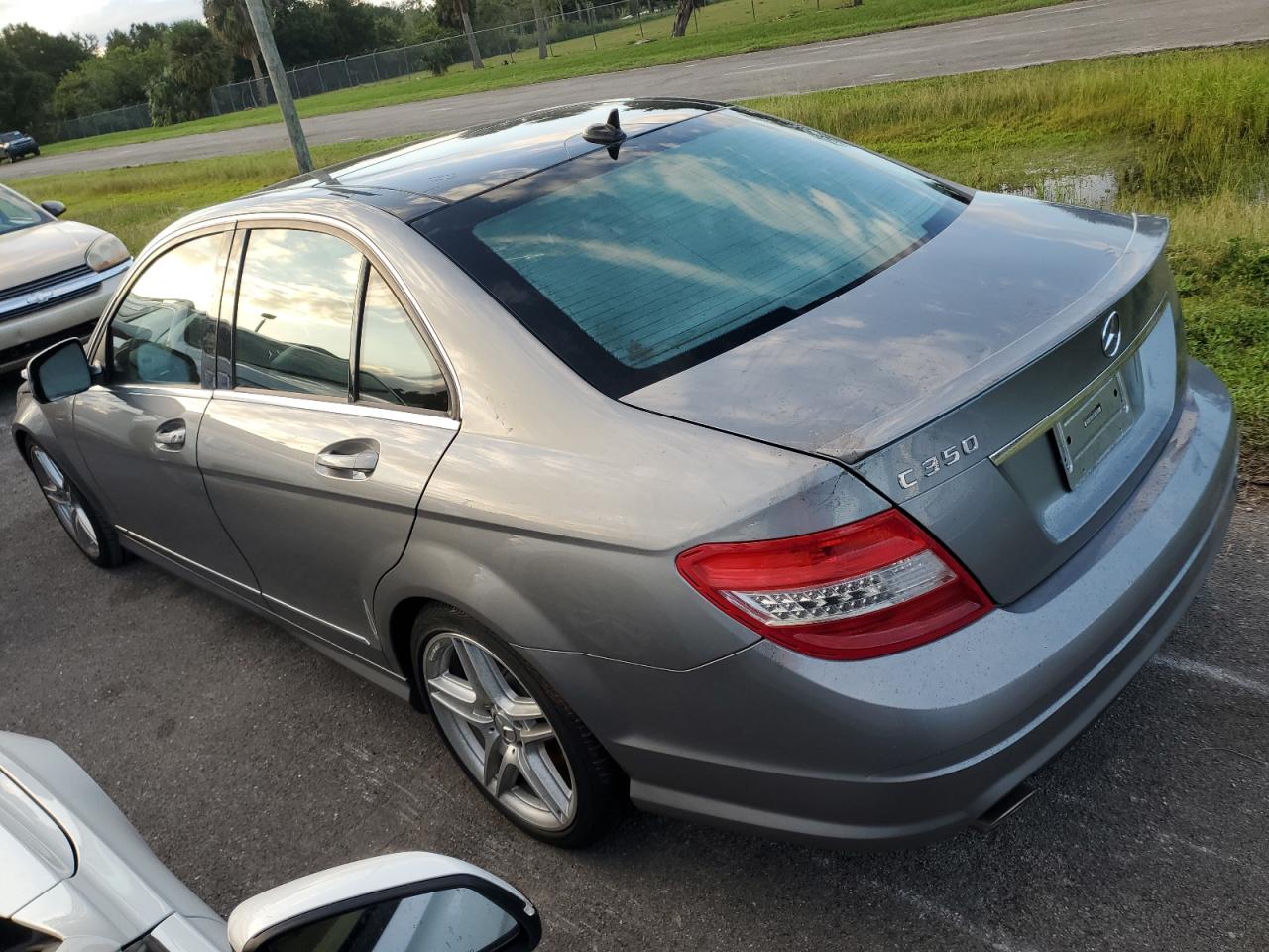 2009 Mercedes-Benz C 350 VIN: WDDGF56X99R041353 Lot: 75257494