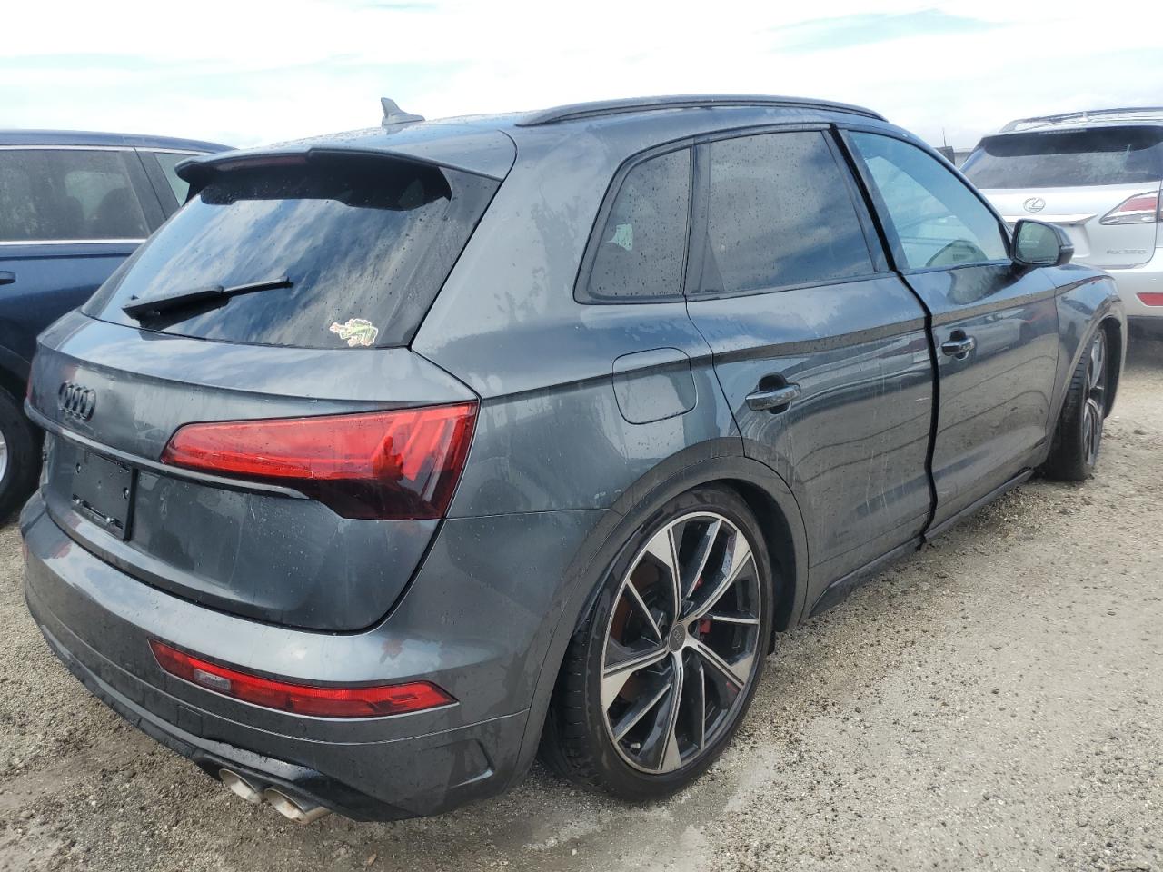 2024 Audi SQ5 - Image 3