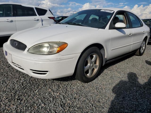 2004 Ford Taurus Se