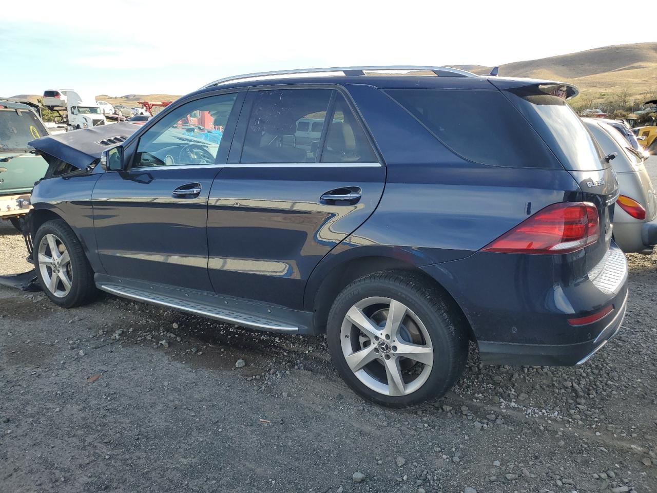 VIN 4JGDA5HB5JB202853 2018 MERCEDES-BENZ GLE-CLASS no.2