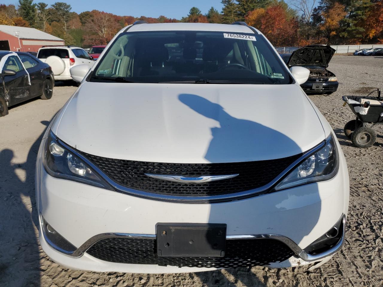 2018 Chrysler Pacifica - Image 5