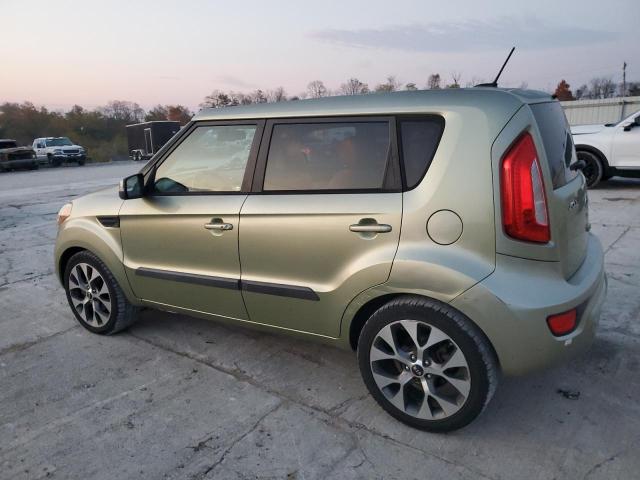  KIA SOUL 2013 Зеленый