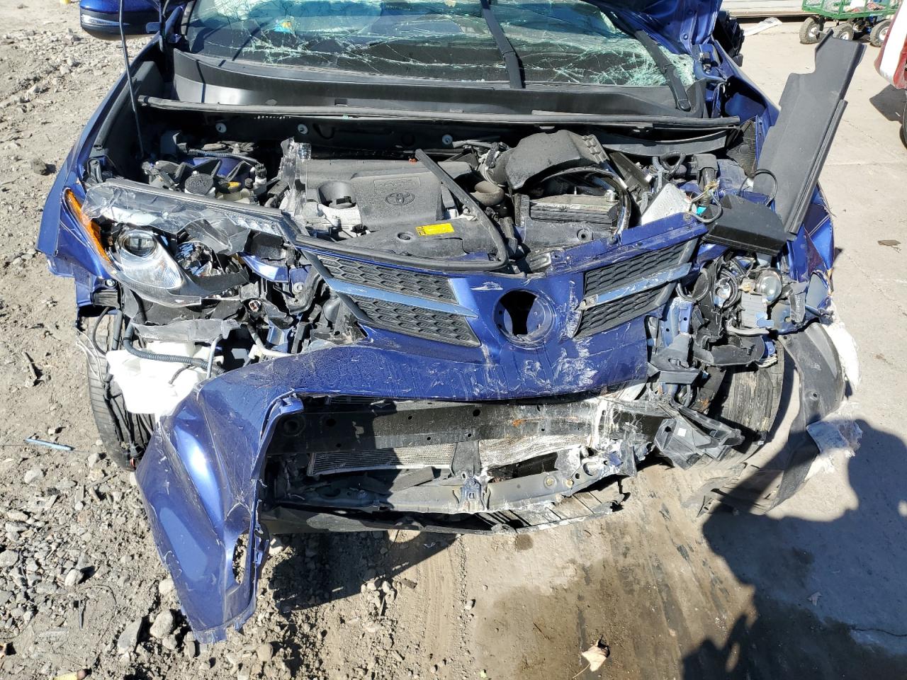 2015 Toyota RAV 4 - Image 12