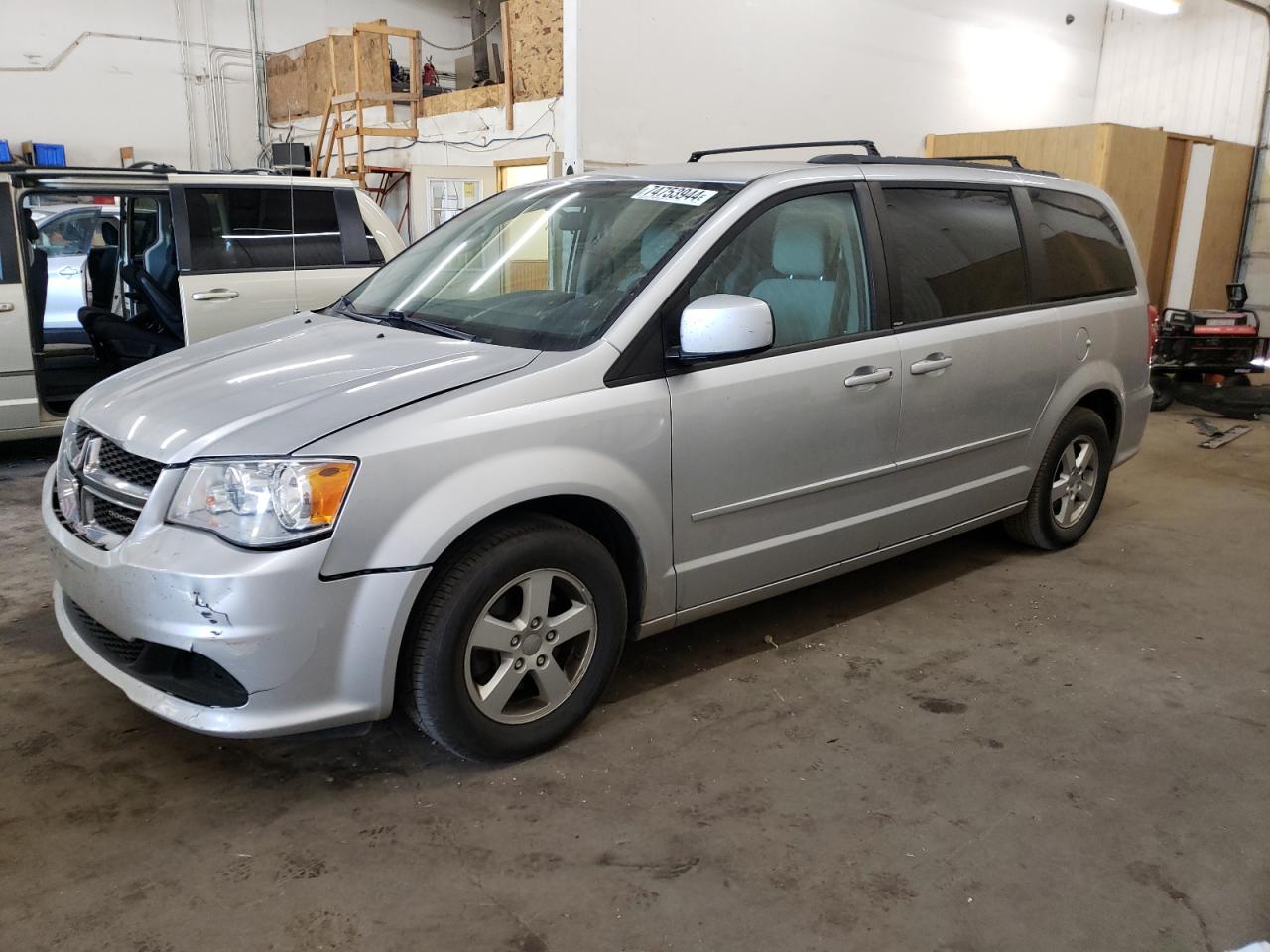2012 Dodge Caravan - Image 1